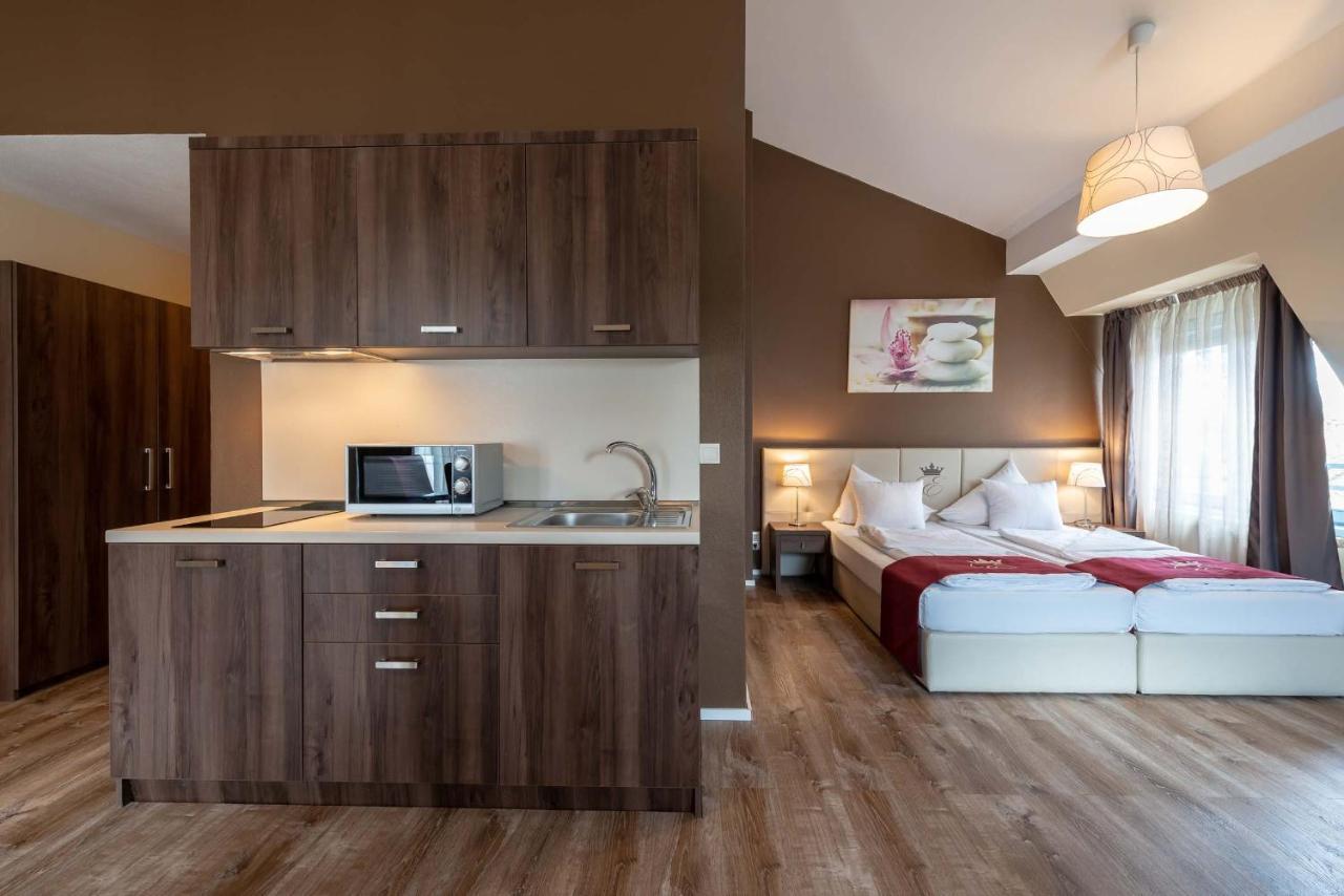 Empress Boutique Hotel Мюнхен Экстерьер фото